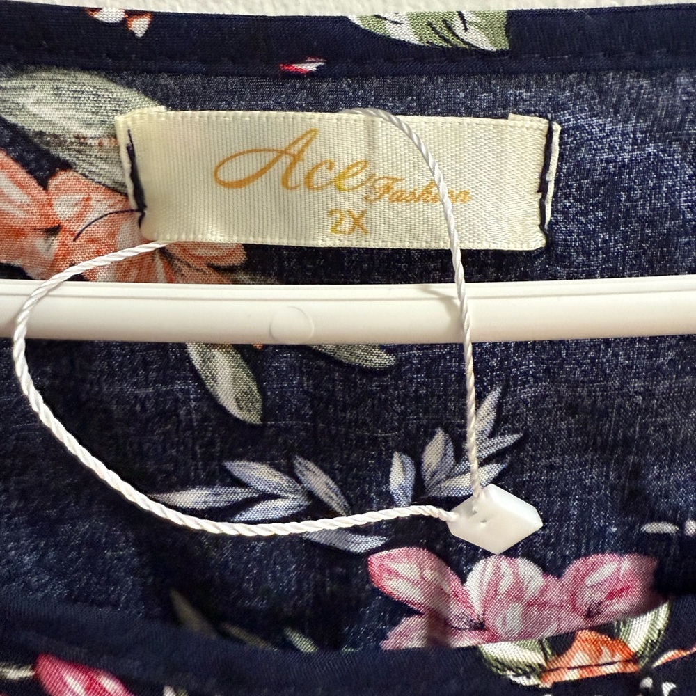 Ace Fashion Navy Blue Floral Short Sleeve Blouse Cinch Side Top Womens 2X - Picture 3 of 3